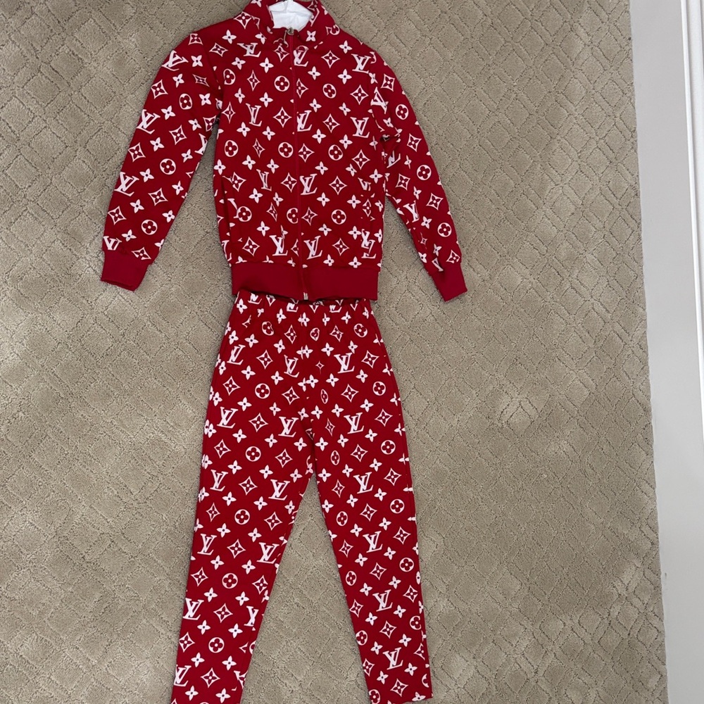 Red Active Set